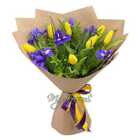 Blumenstrauß aus Tulpen und Irisen