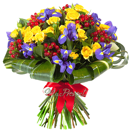 Blumenstrauß aus Rosen, Irisen und Hypericum