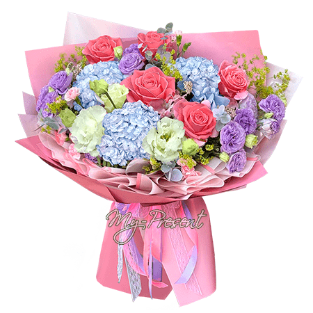 Blumenstrauß aus Hortensien, Rosen und Lisianthus